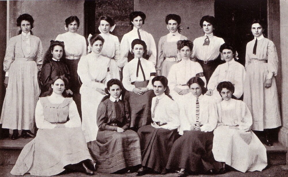 College First Class 1908