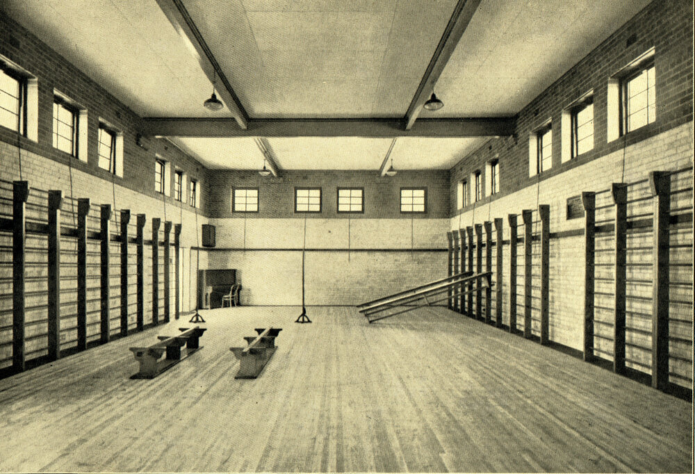 Gymnasium1927